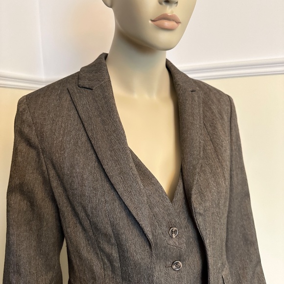 Tristan fitted blazer with vest. 1-piece - Picture 3 of 13